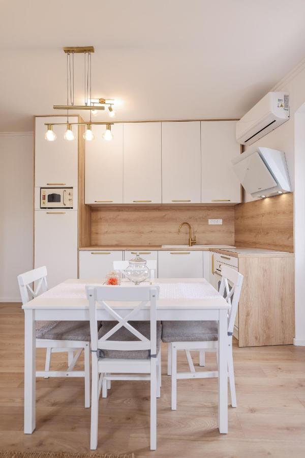 Sea Gate Apartment Zara Esterno foto